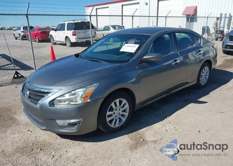 2015 Nissan Altima 2.5/2.5 S/2.5 Sl/2.5 Sv z USA, uszkodzony, nr VIN 1N4AL3AP7FN884318